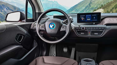 BMW i3s - dash