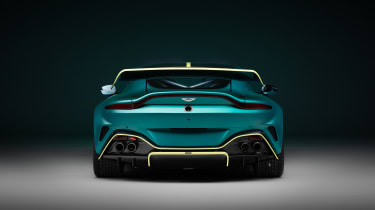 Aston Martin Vantage GT4 – rear