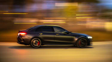 Mercedes-AMG C63 S E Perf – side