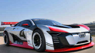 Audi e-tron Vision Gran Turismo - front quarter