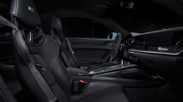 Porsche 911 Dakar – interior
