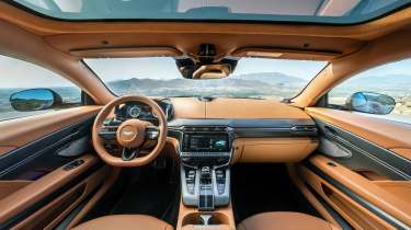 Aston Martin Vanquish – interior