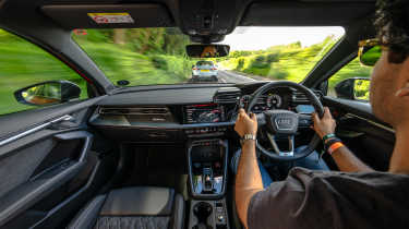 Audi S3 v BMW M235