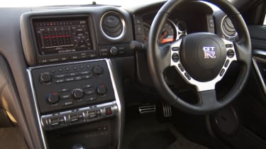 Nissan GT-R