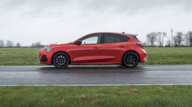 Ford Focus ST Track Pack v Honda Civic Type R