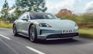Porsche Taycan Cross Turismo