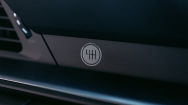 Porsche 911 Carrera T – badge