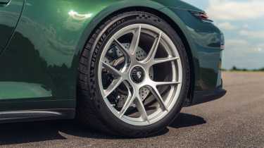 Porsche 911 GT3 Touring 992.2 – wheel