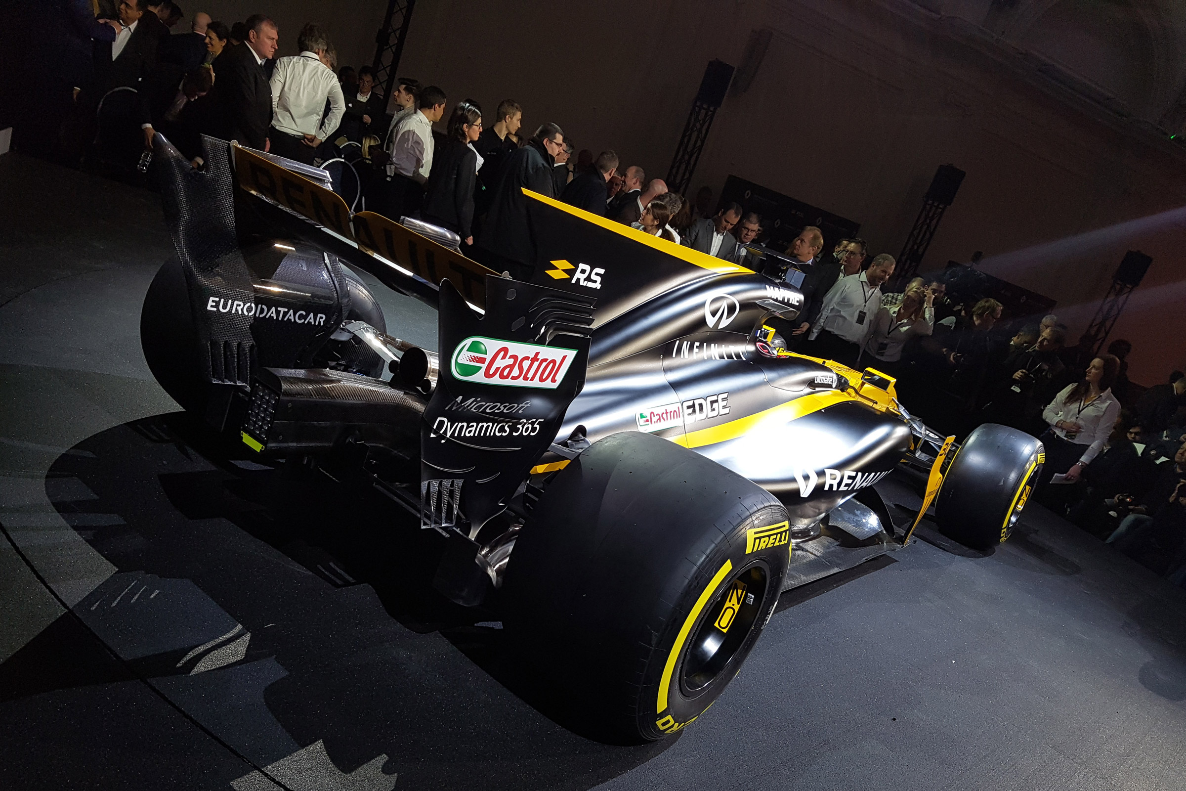 R S 17 Renault Sport S 17 Formula 1 Car Revealed Evo