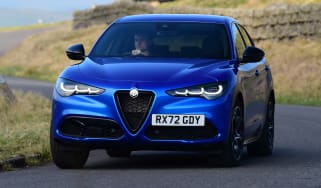 Alfa Romeo Stelvio – front