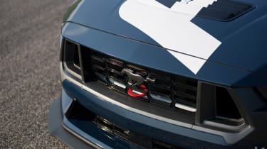 Ford Mustang Dark Horse R