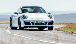 Porsche 911 Carrera GTS