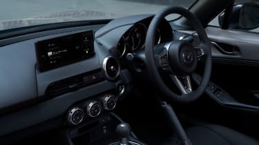 2024 Mazda MX-5 – interior