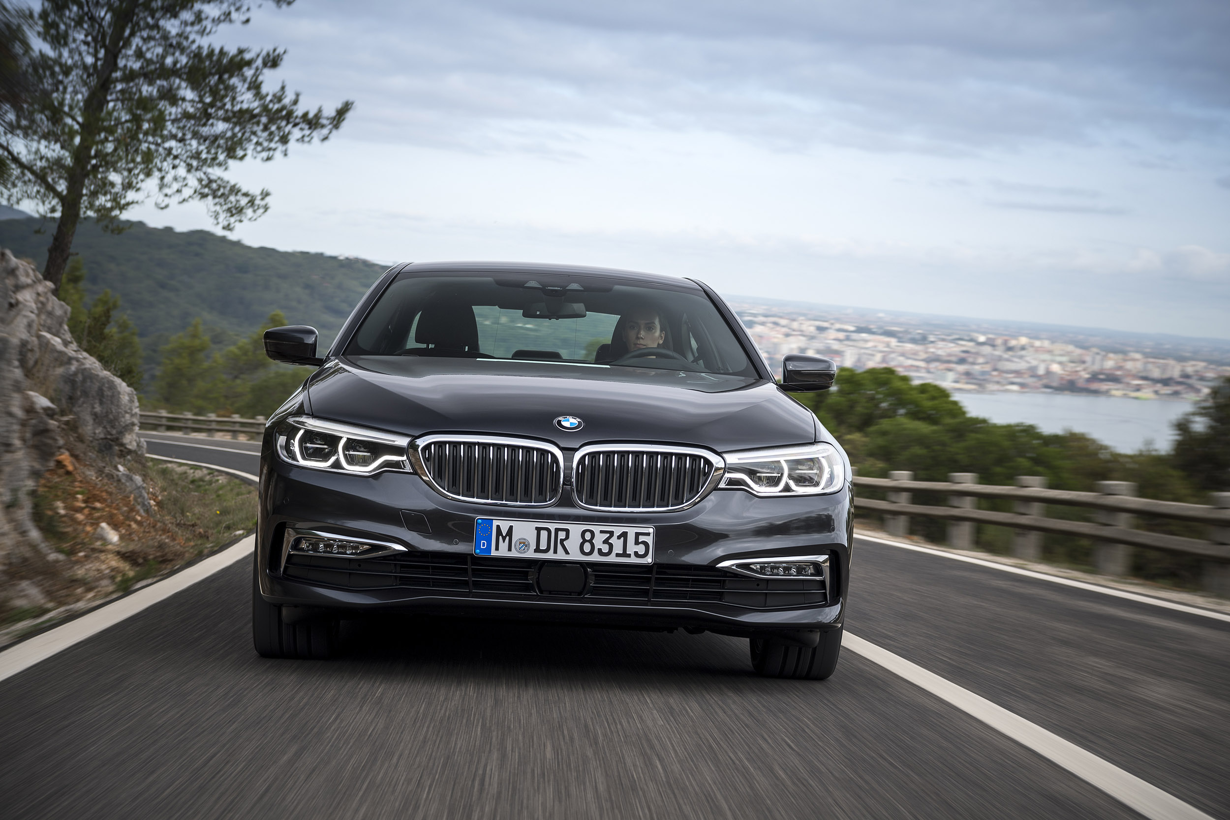 Bmw 530d Xdrive Review An Astoundingly Capable Car Evo