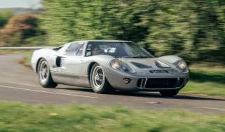 Ford GT40 front