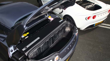 Lotus Elise SC v Tesla Roadster engines