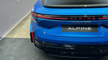 Alpine A390