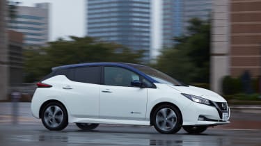 Nissan Leaf drive Japan - side
