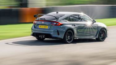 Ford Focus ST Track Pack v Honda Civic Type R