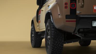 Land Rover Defender Dakar D7X-R 