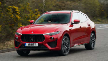 Maserati Levante Trofeo – front cornering