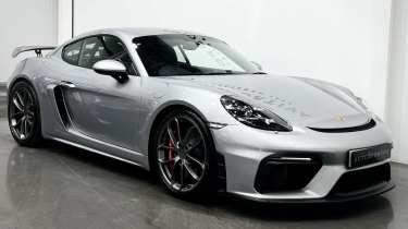 Used car deals Cayman GT4
