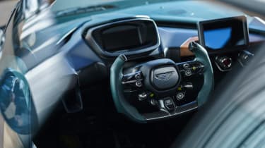 Aston Martin Victor – interior