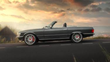 Pogea Mercedes SL – side