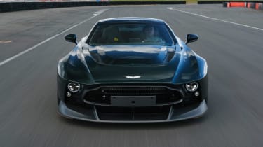 Aston Martin Victor – nose