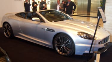 Aston Martin DBS Volante