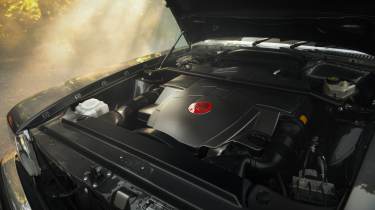 Pogea Mercedes SL – engine