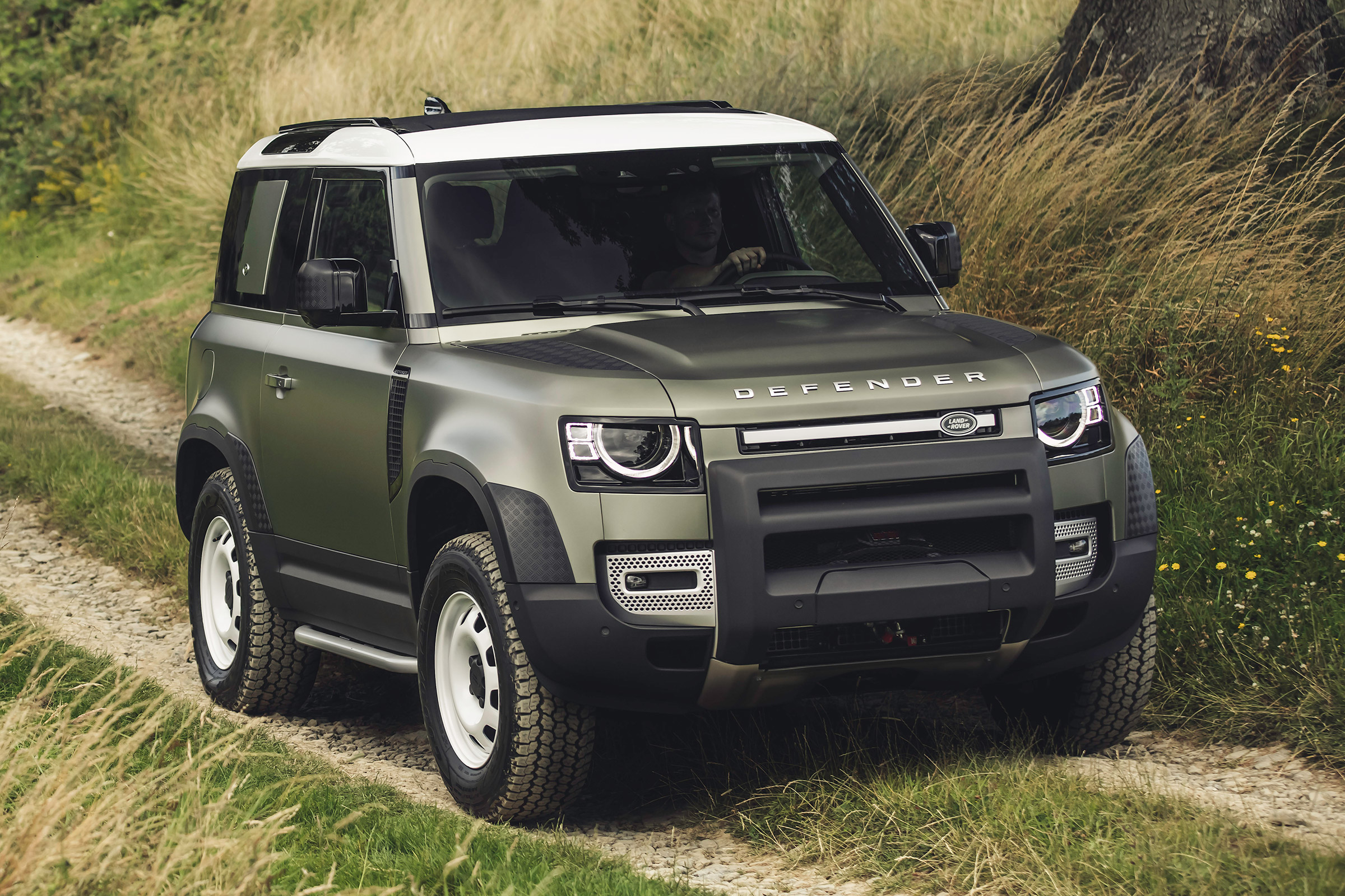 breedtegraad Spoedig deelnemer New Land Rover Defender 90 pricing announced | evo