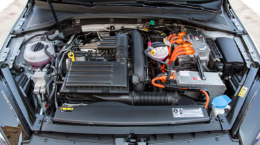 2017 Volkswagen Golf GTE - Engine