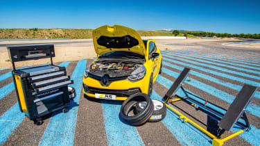 Renault Sport Performance parts