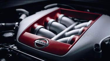 2012 Nissan GT-R video review