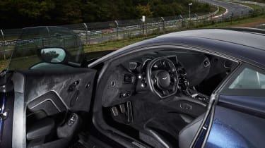 Aston Martin Vantage – AMR interior
