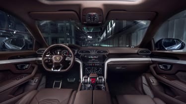 Lamborghini Urus S – interior