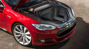 Tesla Model S launched in the UK