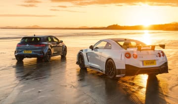 Megane RS and GTR Nismo car pictures